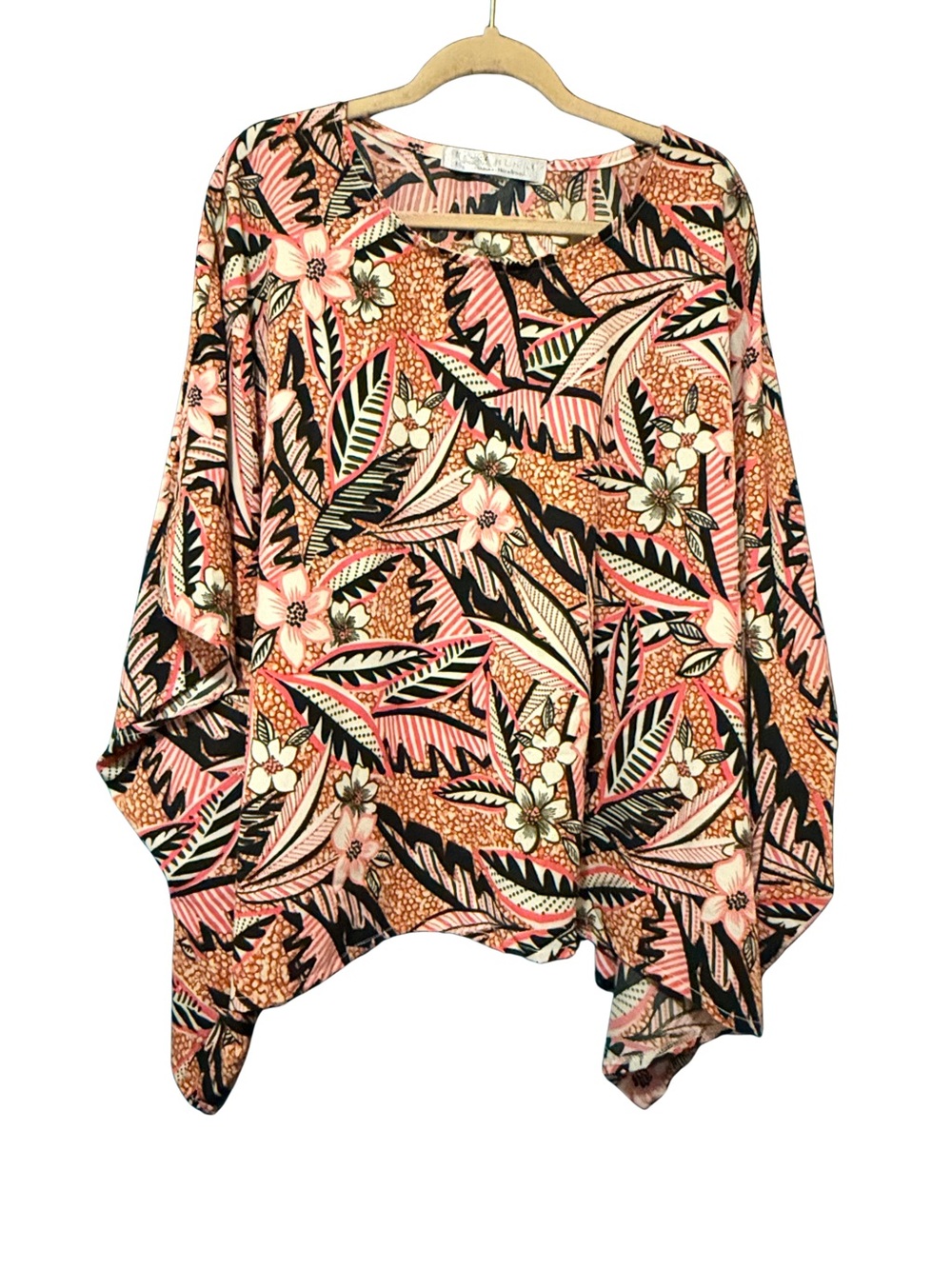 Jennifer Grace Tropical Floral Dolman Tunic Top Boho Resortwear Pink Black OS